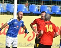 39261830_2226227804073992_8837264583002423296_n