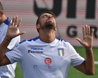 39389239_2226227794073993_3037855111767392256_n